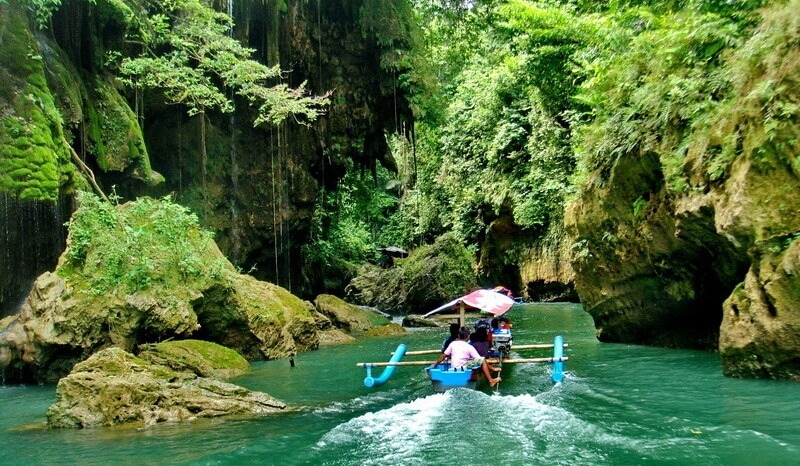 Cukang-Taneuh-Green-Canyon-Pangandaran-Indonesia-Rasa-Amerika