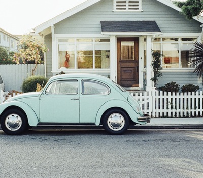 house-car-vintage-old