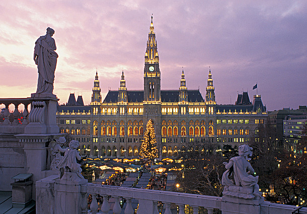 00000030016-christkindlmarkt-auf-dem-wiener-rathausplatz-oesterreich-werbung-viennaslide-jpg-3197219