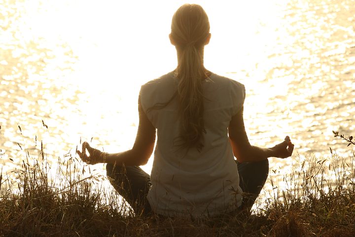 bermental lebih positif dengan meditasi