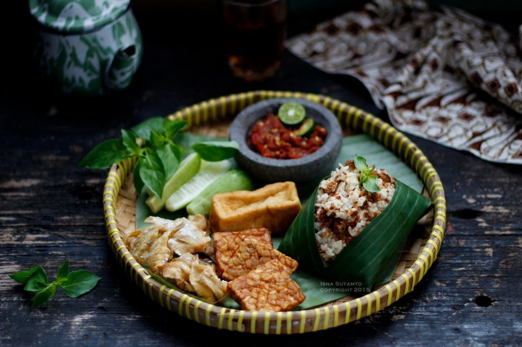serambi-indonesia-01-makanan-khas-jawa-barat