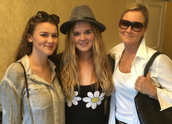 Angela Jean Ahrendts, Wanita Tangguh di Balik Suksesnya Burberry