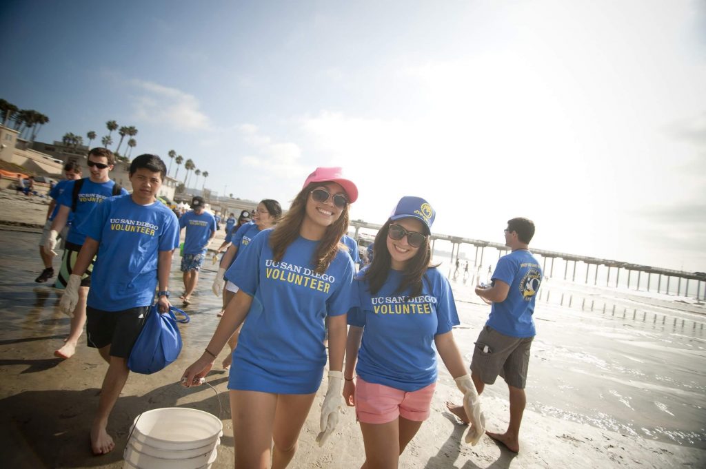 membangun-komunitas-mengadakan-event