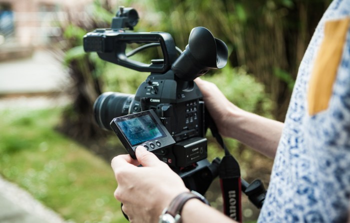 pesta-sweet-seventeen-menyiapkan-dokumentasi