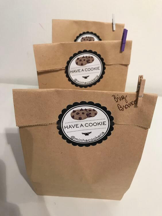 label stiker makanan