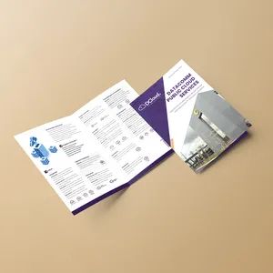 Brosur percetakan digital dengan desain modern dan informatif.