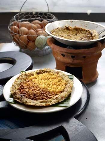 makanan-indonesia-kerak-telor