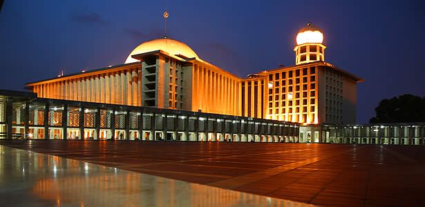 tempat wisata di jakarta masjid istiqlal