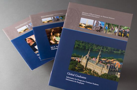 desain brosur universitas georgetown