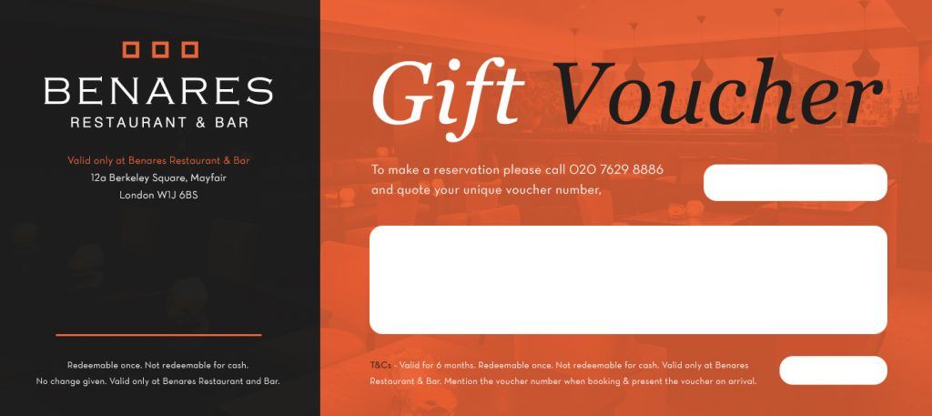 Voucher hadiah restoran sebagai contoh materi cetak yang memberi pengalaman apresiasi pada pelanggan.