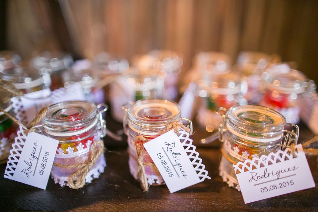 Cetak Souvenir Pernikahan Mug Jar: Cantik Saat Dibuka, Berguna Setelah Acara