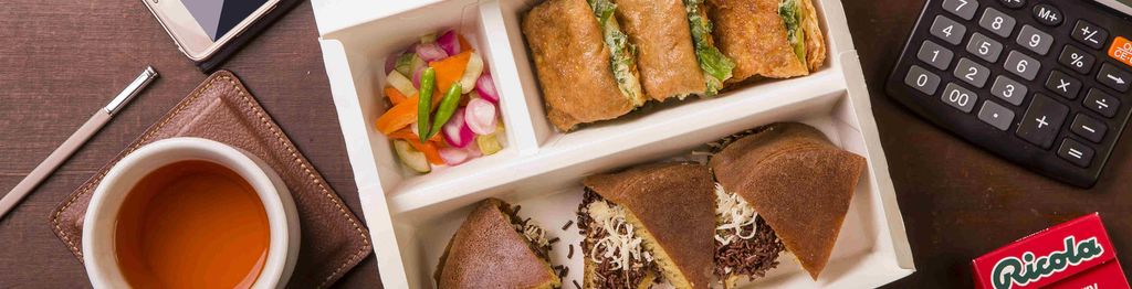 Martabak Telor Naik Kelas dengan Order Packaging Tipe Reguler Branded