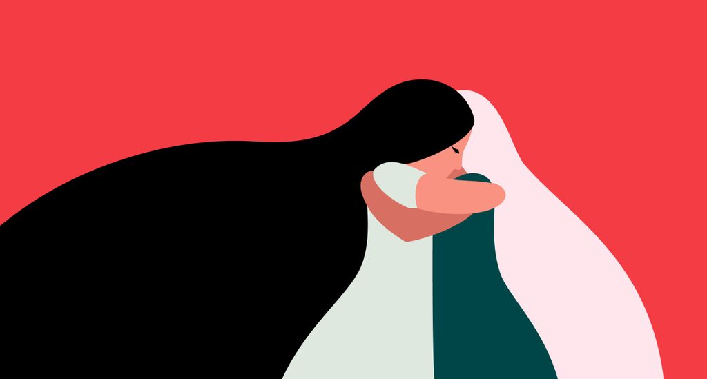 Ilustrasi wanita dengan masker medis di depan latar biru dan merah.