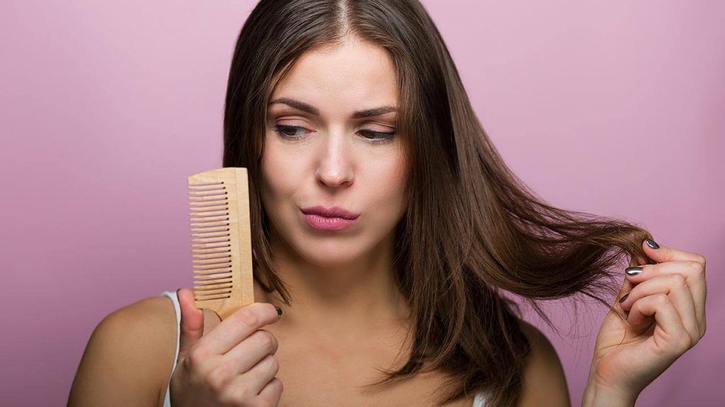 manfaat-buah-pir-06-mengatasi-rambut-kering