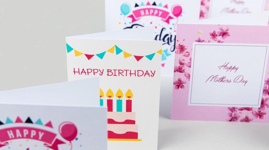 Kartu ucapan Happy Birthday dan Happy Mother's Day dengan desain ceria dan warna-warni.