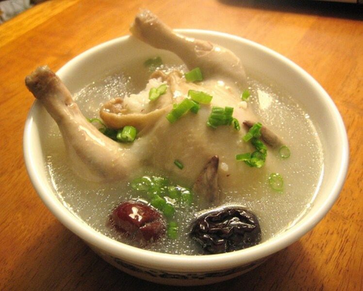 kuliner-khas-sumba-sup-ayam-waingapu