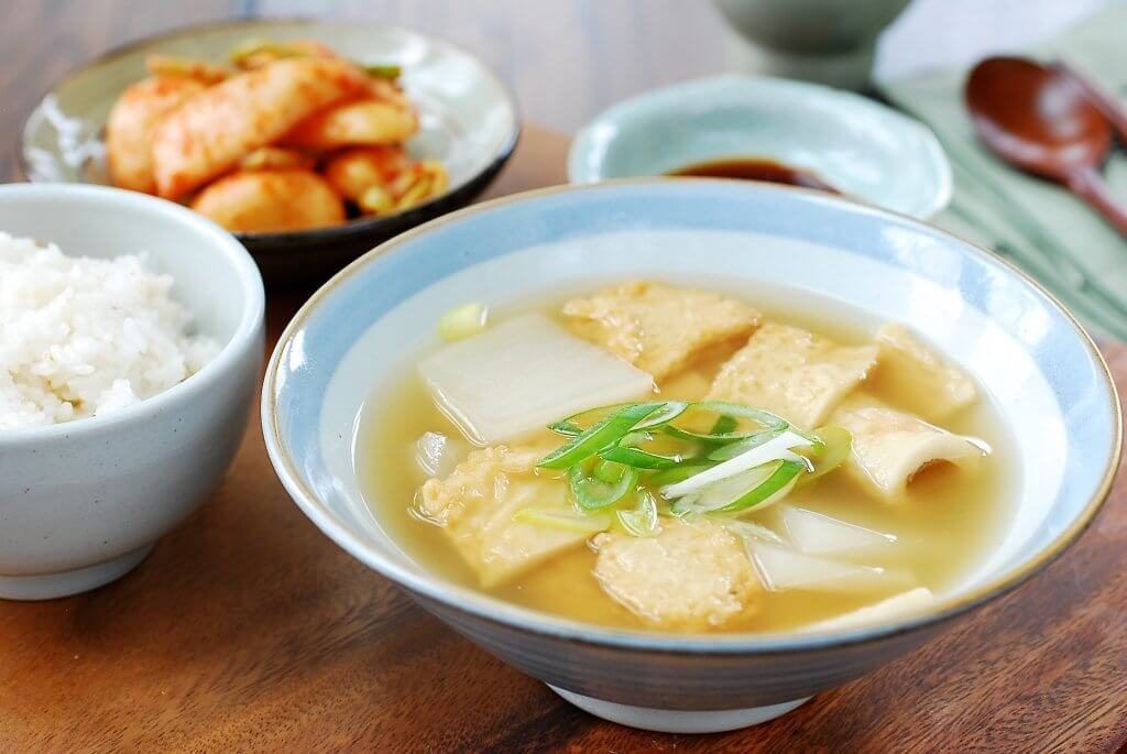 jajanan-khas-korea-odeng-03