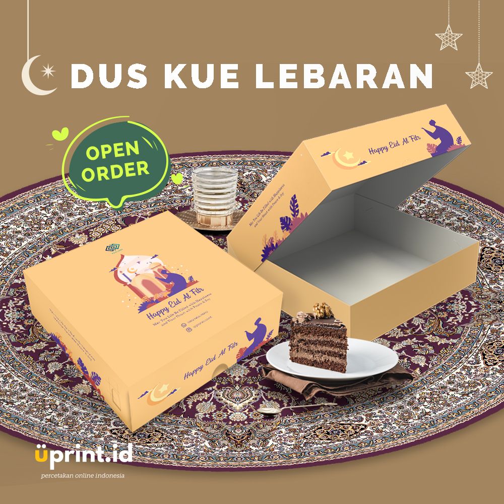Dus kue lebaran dengan desain tema Idul Fitri untuk contoh kemasan yang mendukung pengalaman unboxing