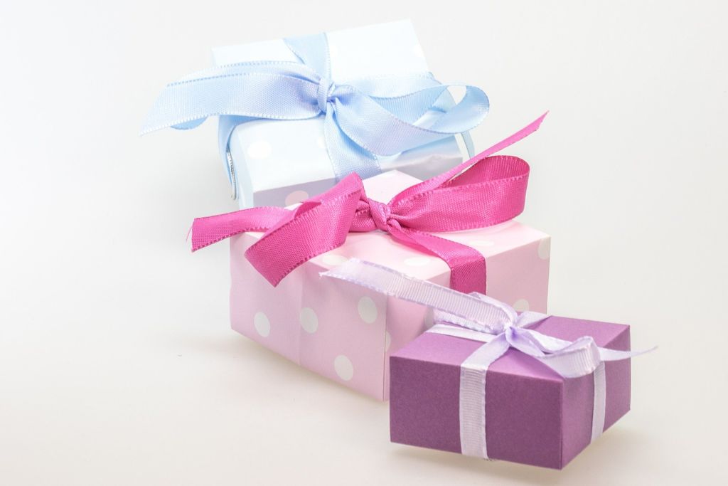 Tips Branding Melalui Giveaway dengan Souvenir Custom untuk Promosi