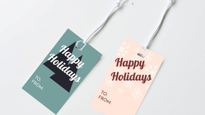 Tag hadiah Natal dengan tema hijau dan pink, desain minimalis.