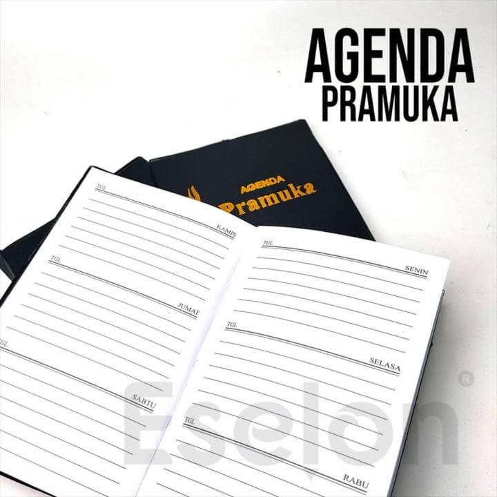 Buku Agenda Pramuka dengan halaman kosong dan judul di cover
