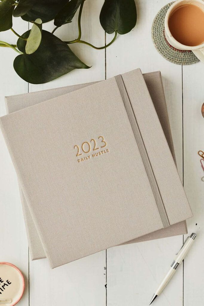 buku agenda harian