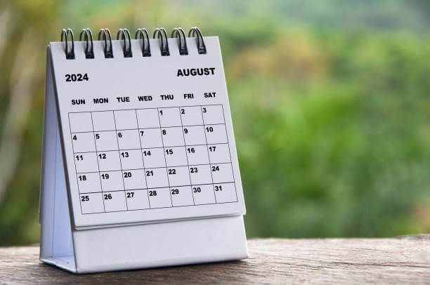 Contoh Kalender Promosi Berkelas: Spesifikasi, Jenis, dan Strategi Cetak Uprint.id