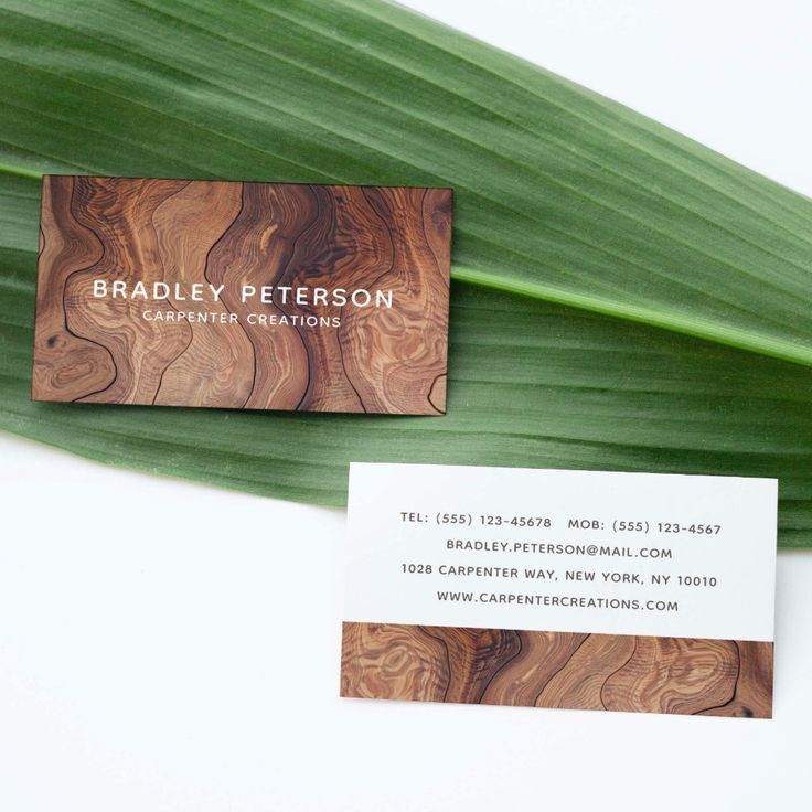 Kartu Visiting dengan Desain Kayu Natural dan Kontak Personal Bradley Peterson