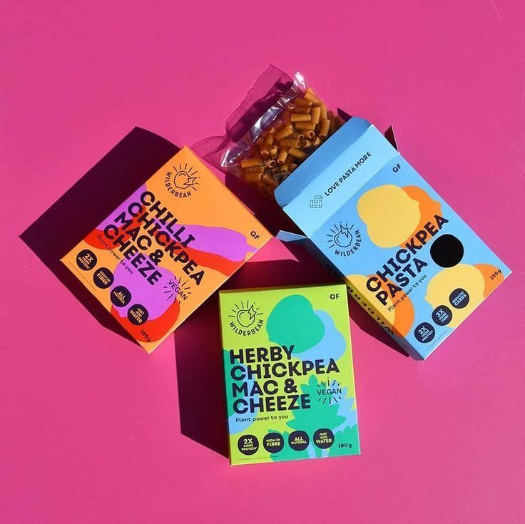 Tiga kotak produk Wilderbean: Chilli Chickpea Mac & Cheese, Chickpea Pasta, dan Herby Chickpea Mac & Cheese.