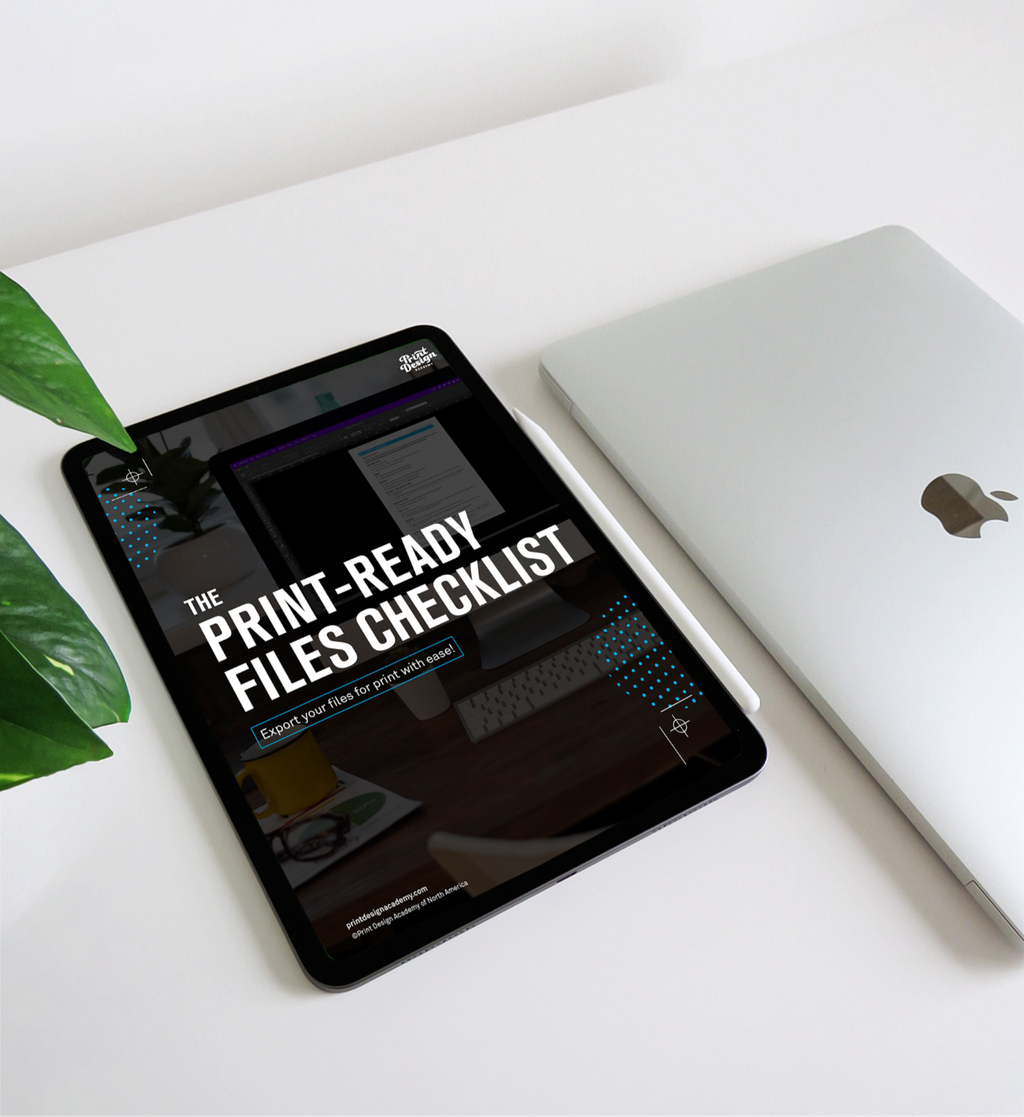 Tampilan tablet menampilkan checklist file cetak siap dengan laptop di samping.