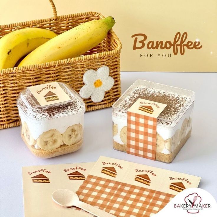 Packaging kue Banoffee dengan desain menarik dan detail kemasan.