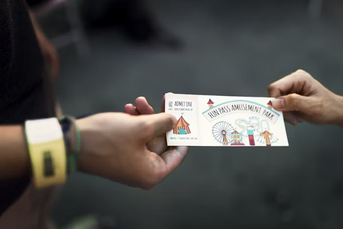 Order Voucher Custom Branded: Kenapa Voucher Fisik Lebih Membekas dan Memicu Repeat Order