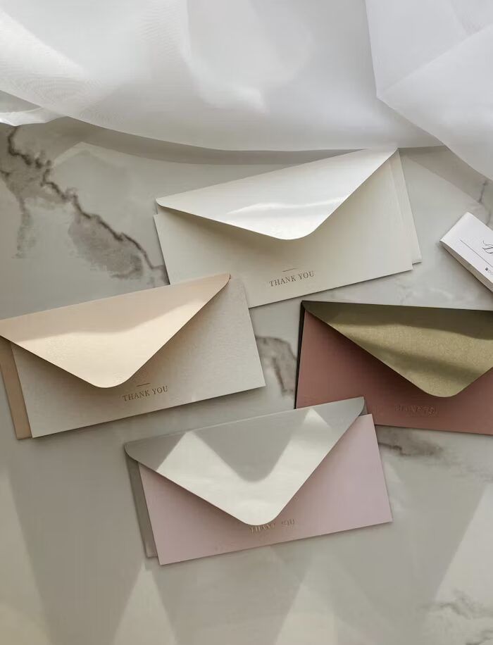Cetak Paper Bag Custom: Strategi Branding Modern dan Panduan Cetak Presisi
