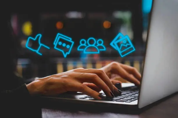 Aturan H-14 Cetak Banner Tipe Reguler Online agar Event Viral
