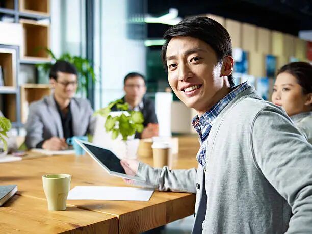 Belajar Dari Y Combinator: Panduan Santai Untuk Founder Pemula