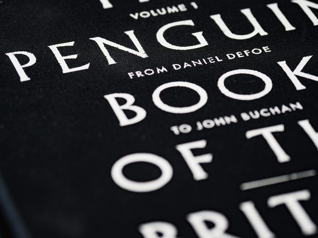 Tutup buku Penguin Book of the Brit dengan desain tipografi modern
