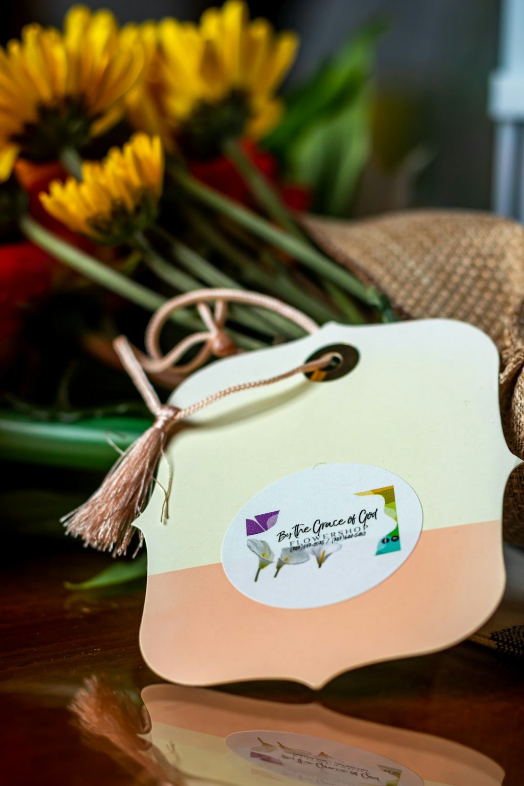 Tag label dengan desain cantik dan warna pastel