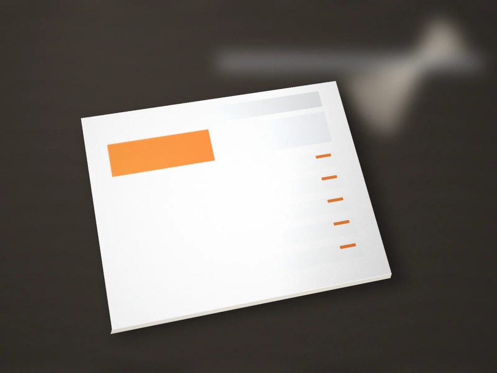 Detail cetak menu custom A5 bahan tebal tahan noda dengan laminasi doff di atas meja percetakan.