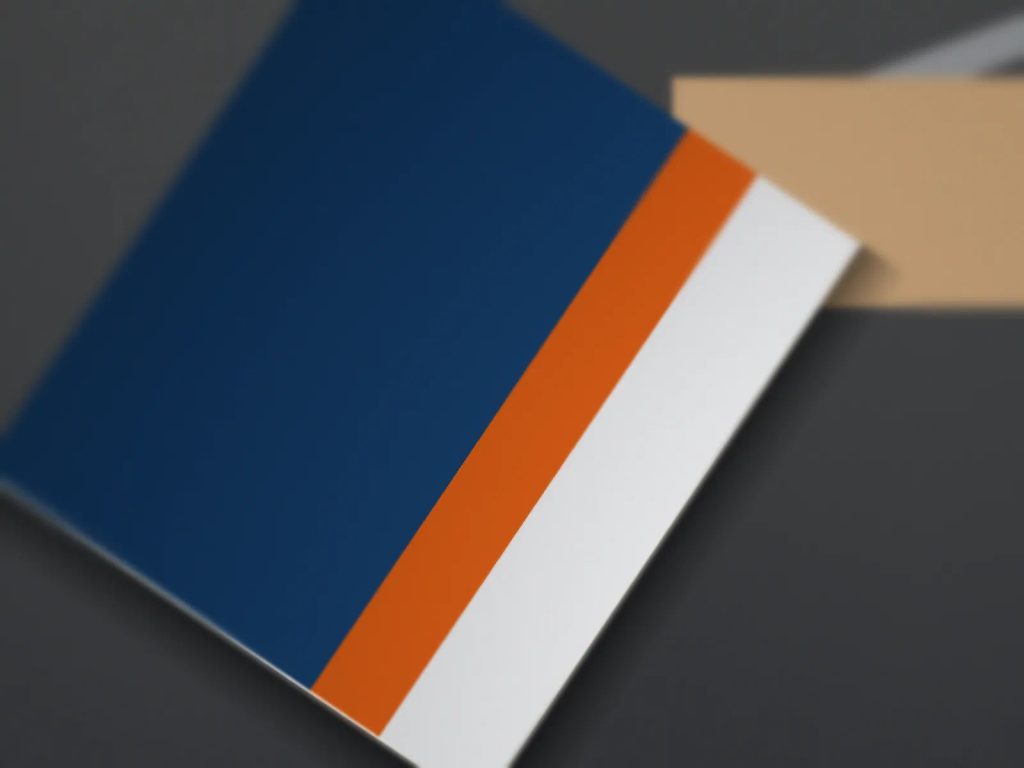 Detail tekstur kertas dan presisi warna cetak full color online Surabaya tanpa belang.