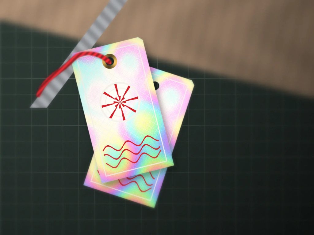 Detail makro cetak gift tag imlek kertas hologram berkilau dengan finishing eyelet rapi untuk hampers.