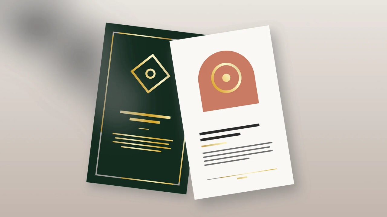 Ilustrasi cetak flyer premium dengan desain minimalis modern dan finishing cetak emas (gold foil) yang elegan.