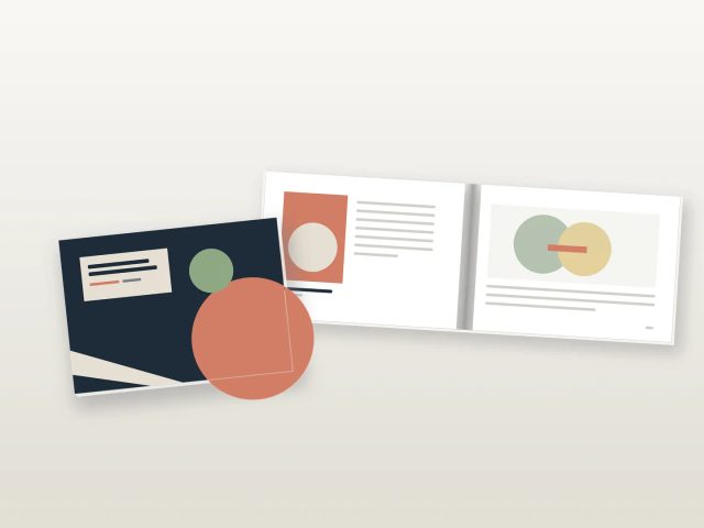 Mockup booklet landscape A5 dengan desain minimalis dan cover premium untuk materi promosi brand Uprint.id